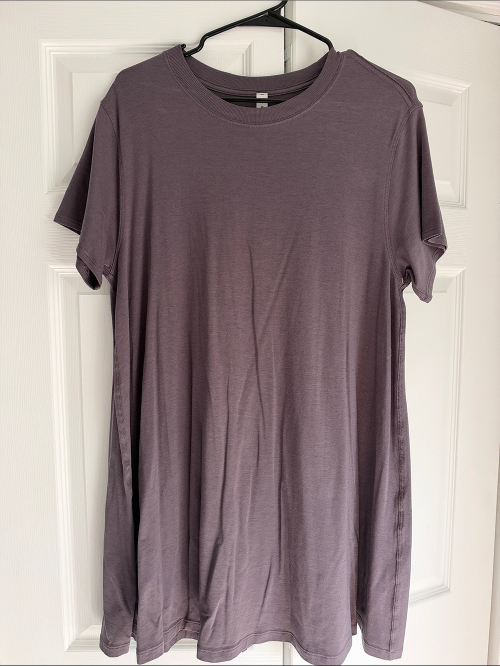 Classic Short-Sleeve Tunic Top in Dusty Mauve